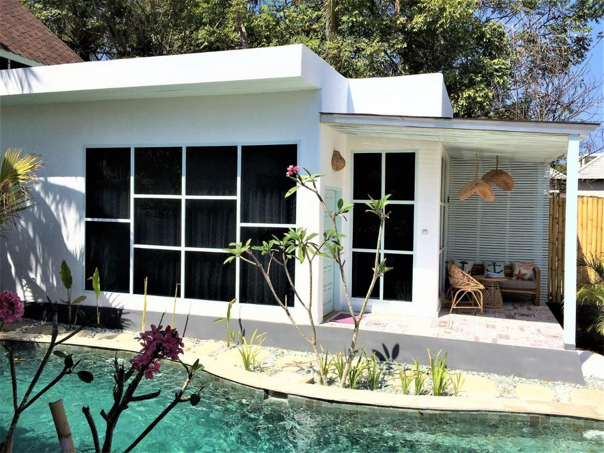 Flamingo Hotel Gili Trawangan Exterior photo
